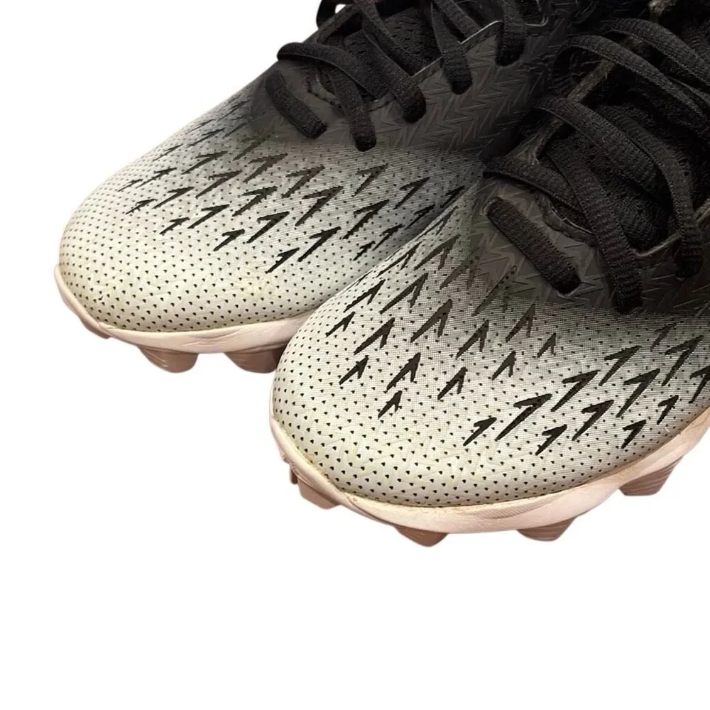 Under Armour Spotlight Football Cleats — Youth Size 3.5Y